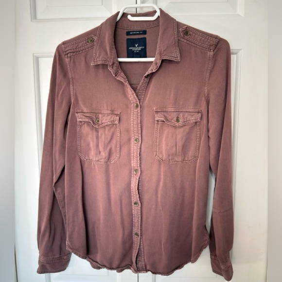 American Eagle Outfitters Tops - American Eagle Dusty Rose Boyfriend Fit Shirt